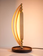 Afbeelding in Gallery-weergave laden, Lamp &#39;Gulliver&#39; Essenhout
