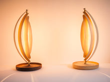 Afbeelding in Gallery-weergave laden, Lamp &#39;Gulliver&#39; Essenhout
