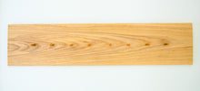 Afbeelding in Gallery-weergave laden, Kapstok Essenhout (groot)
