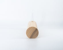 Afbeelding in Gallery-weergave laden, Vaasje Violet Essenhout
